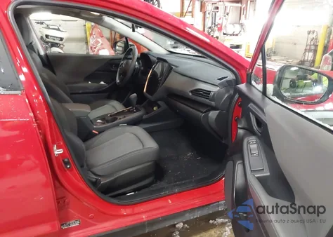 2024 Subaru Crosstrek Premium z USA, uszkodzony, nr VIN JF2GUADC7R8895323